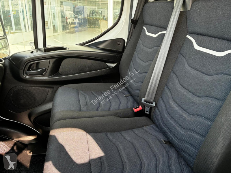 Furgoneta Iveco  35C16 20m3