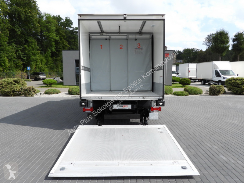 Samochód dostawczy Iveco 70C17 DAILY