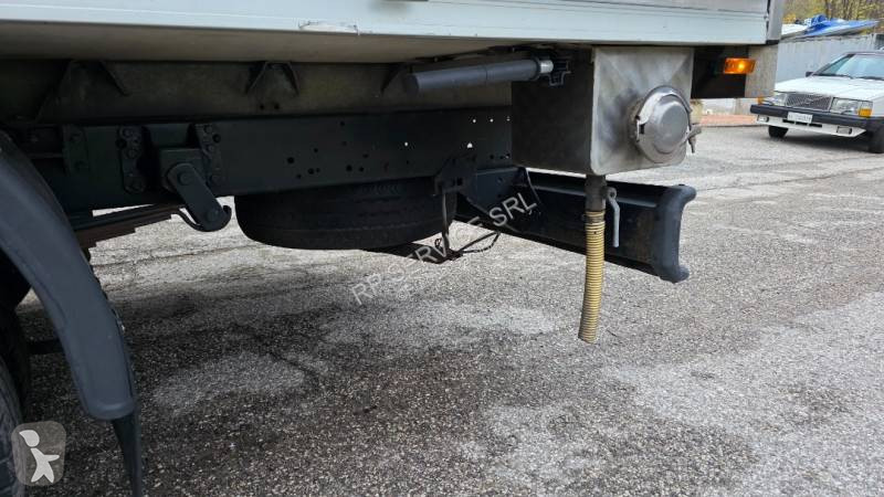 عربة نفعية Iveco