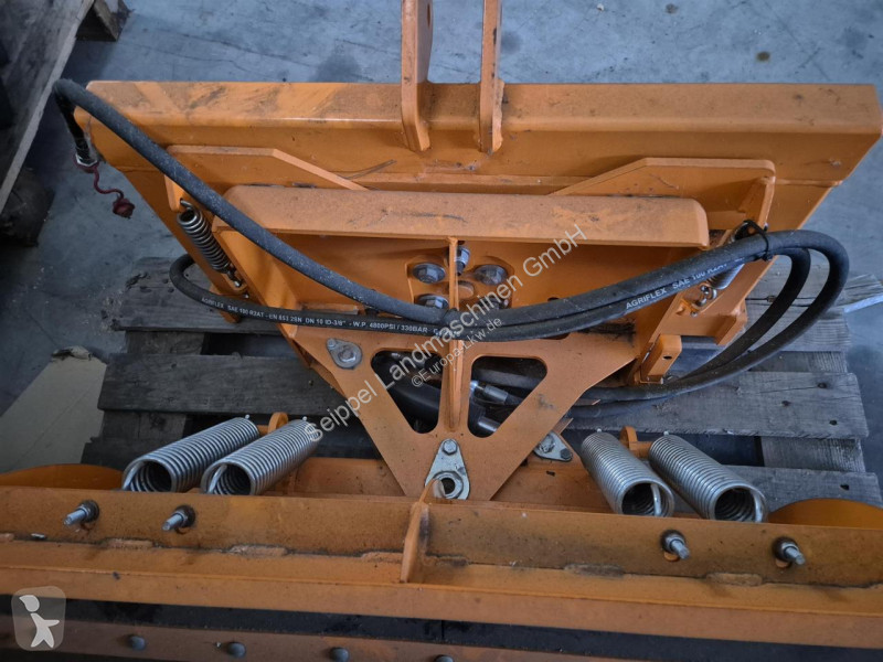 تجهيزات الآليات الثقيلة   CPK 150 FK Machinery