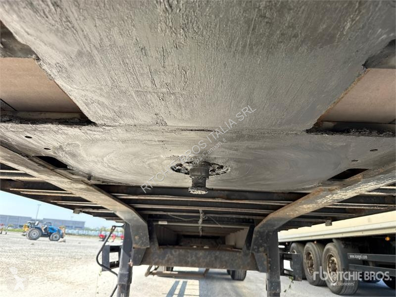 Félpótkocsi Kögel SPKH18 P90/1110 T/A Van Trailer