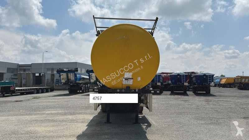 Attrezzature automezzi pesanti