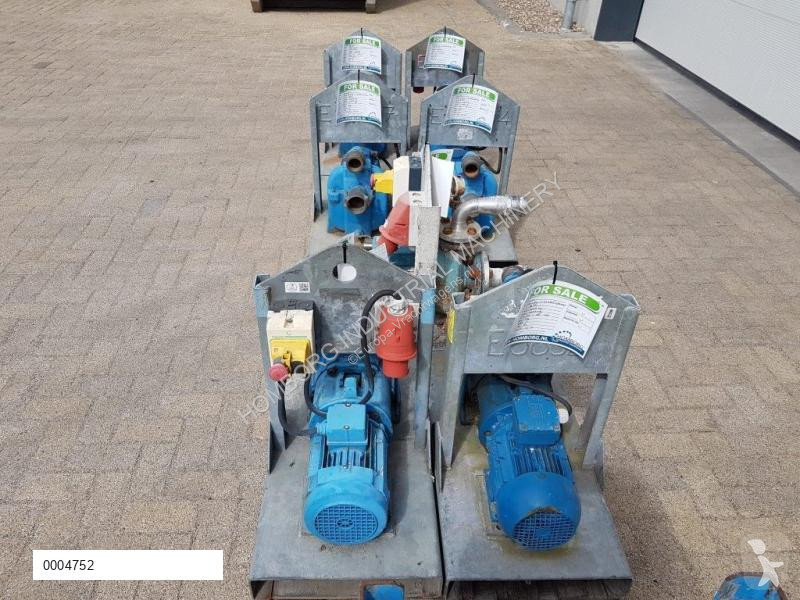 Uitrusting voor vrachtwagens  Waterpomp...