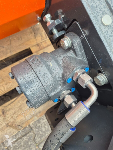 تجهيزات الآليات الثقيلة  Bagger KM 520