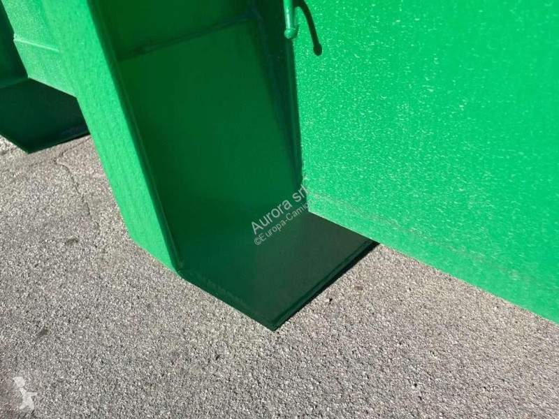 SCARRABILE NUOVO A CIELO APERTO Truck equipments