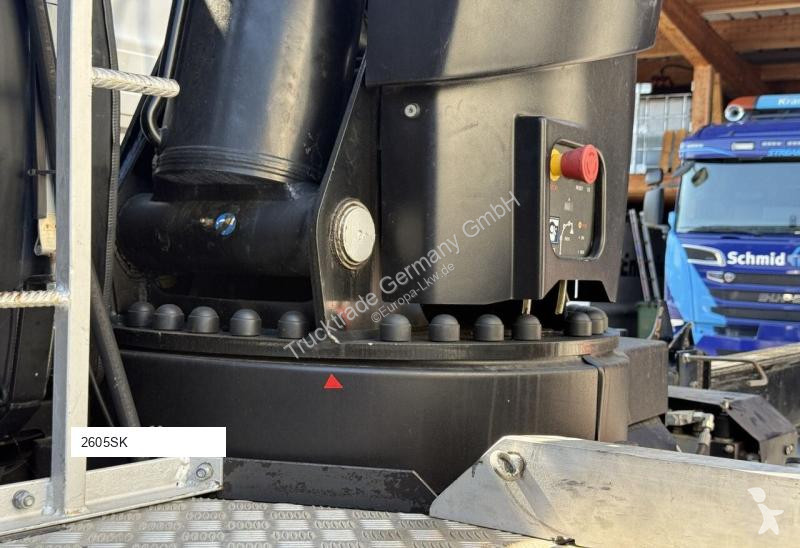 Vybavení pro nákladní vozy Effer 305/6S