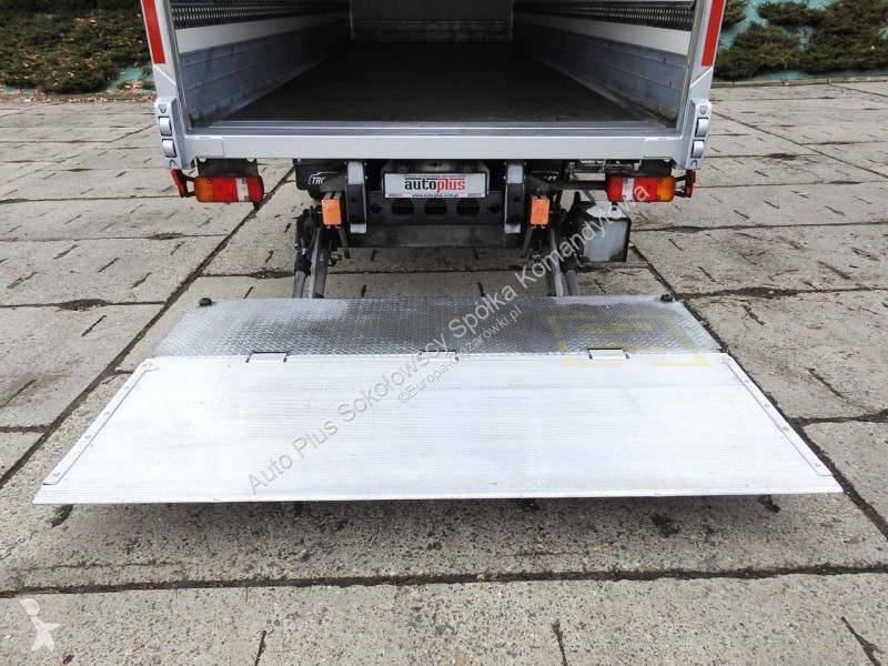 Attrezzature automezzi pesanti MAN 12.220