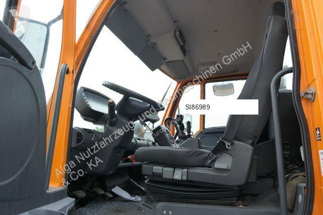 تجهيزات الآليات الثقيلة  Unimog 405/10....