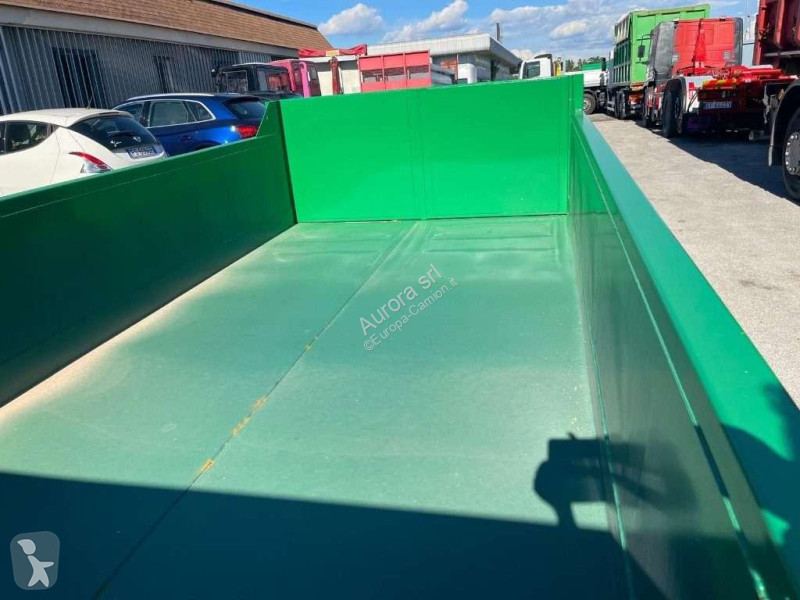 SCARRABILE NUOVO A CIELO APERTO Truck equipments