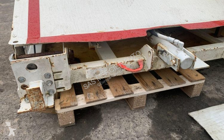 Repandeuse hydraulique d'emulsion de bitume -...