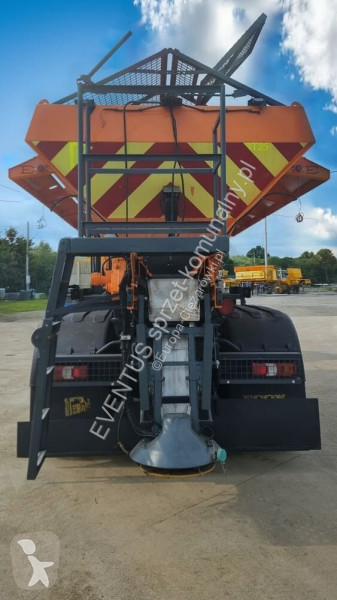 Mercedes 3333 Truck equipments