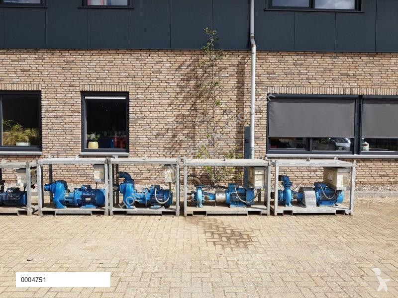 Uitrusting voor vrachtwagens  Waterpomp...
