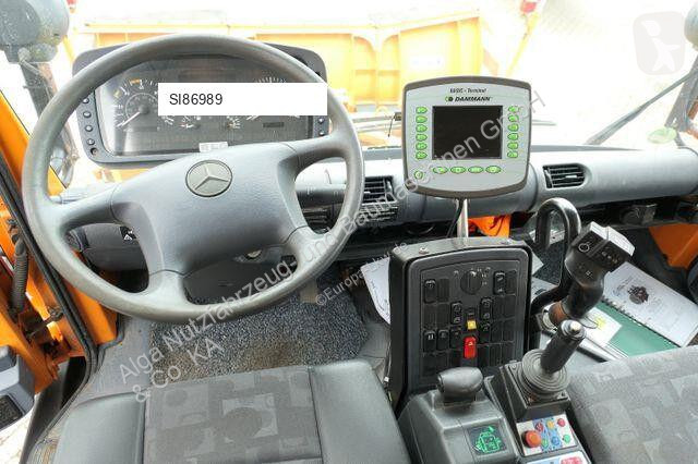 تجهيزات الآليات الثقيلة  Unimog 405/10....