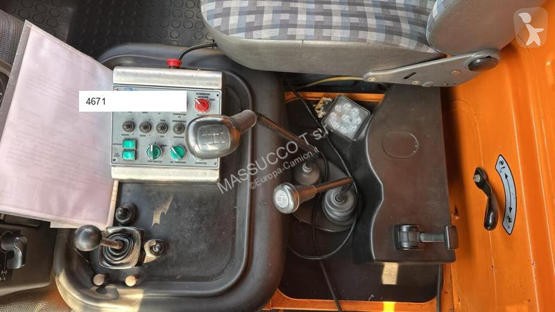 Attrezzature automezzi pesanti Mercedes UNIMOG U90
