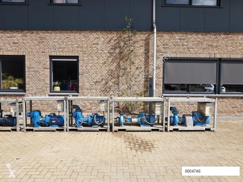 Uitrusting voor vrachtwagens  Waterpomp...