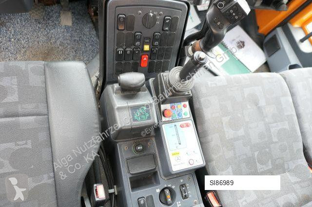 تجهيزات الآليات الثقيلة  Unimog 405/10....