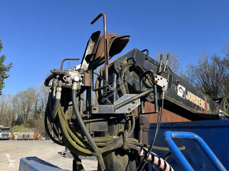 Équipements PL   AVEC GRUE JONSERED 1090