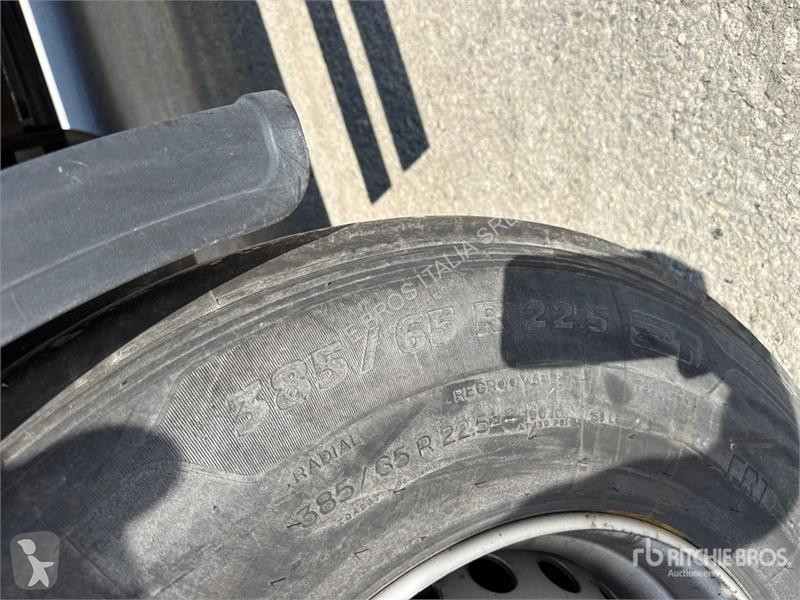 Félpótkocsi Kögel SPKH18 P90/1110 T/A Van Trailer