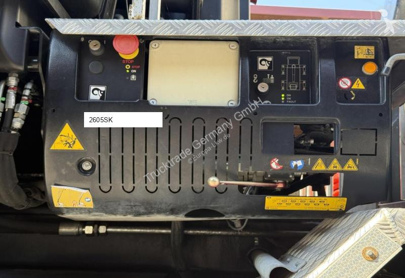 Équipements PL Effer 305/6S