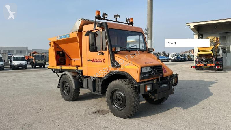Attrezzature automezzi pesanti Mercedes UNIMOG U90