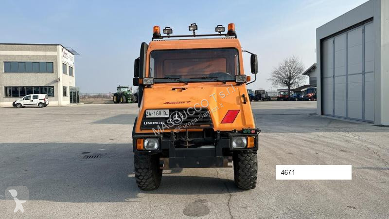 Attrezzature automezzi pesanti Mercedes UNIMOG U90
