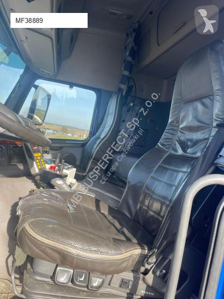 Équipements PL Volvo 4x4/6x4 Specjalny kontener...