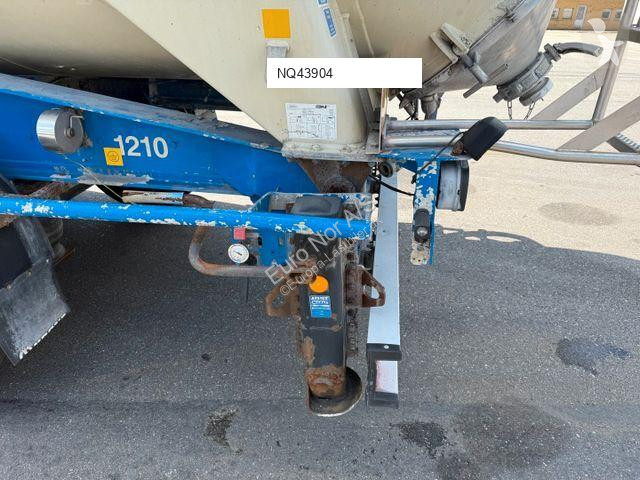 Uitrusting voor vrachtwagens  3 axle 63 m3 Silo...