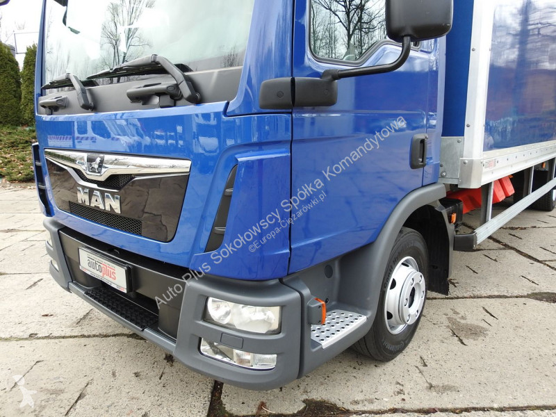 Attrezzature automezzi pesanti MAN 12.220