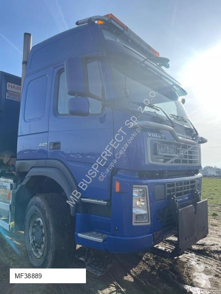 Équipements PL Volvo 4x4/6x4 Specjalny kontener...