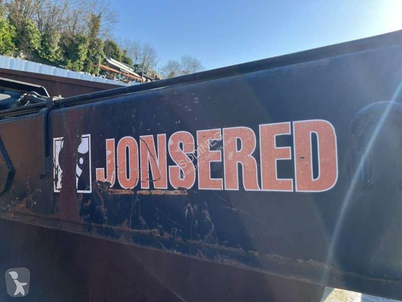 Équipements PL   AVEC GRUE JONSERED 1090