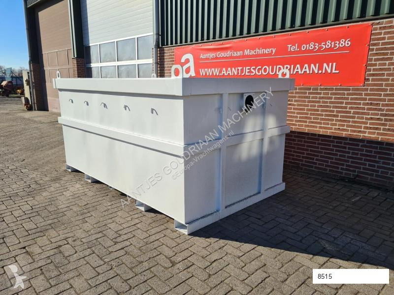 Uitrusting voor vrachtwagens  Stro ontijzerings...