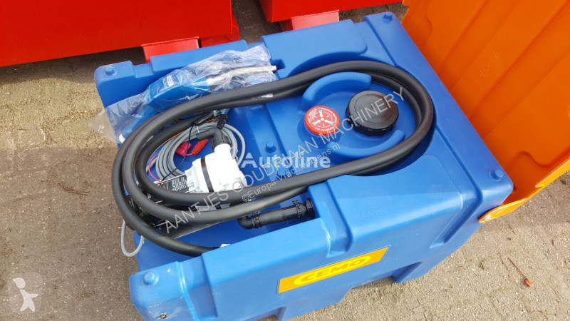 Attrezzature automezzi pesanti Adblue tank