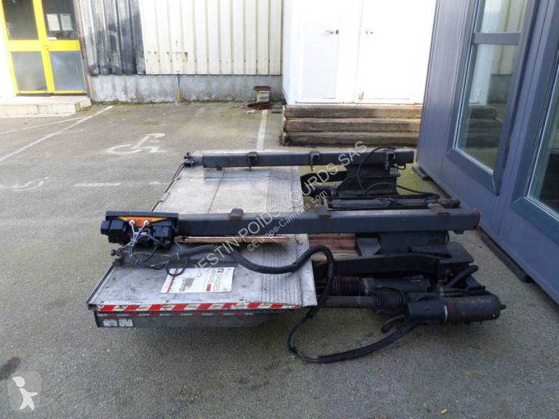 Uitrusting voor vrachtwagens Dhollandia