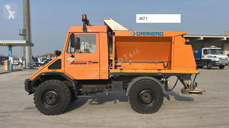 Attrezzature automezzi pesanti Mercedes UNIMOG U90