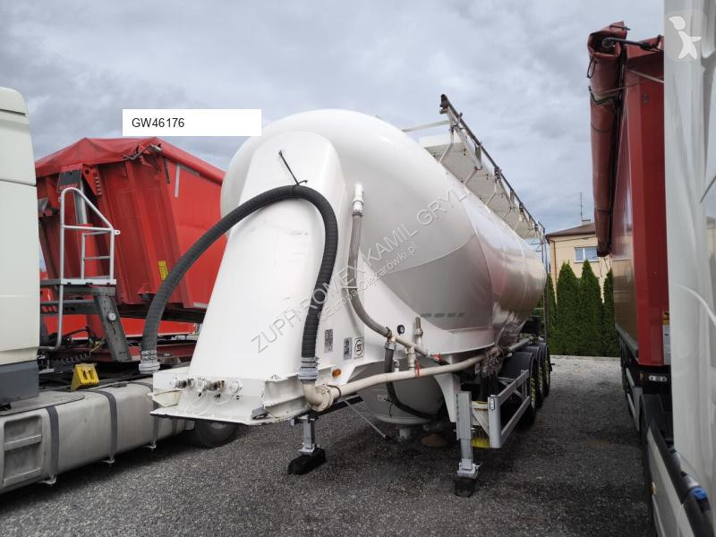 Equipamentos pesados  40 M3 saf intrax tarcza