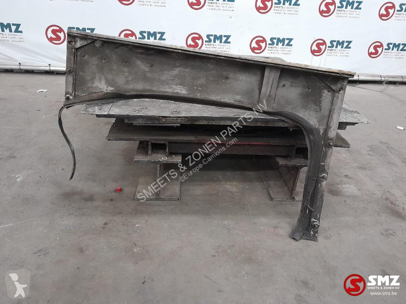 PL-utrustningar Scania Occ spatbord links 85...