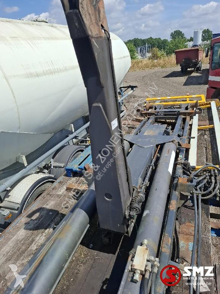 Uitrusting voor vrachtwagens  Occ Haaksysteem...