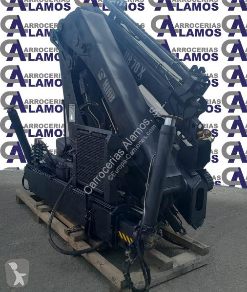 Uitrusting voor vrachtwagens Hiab  GRUA HIAB...