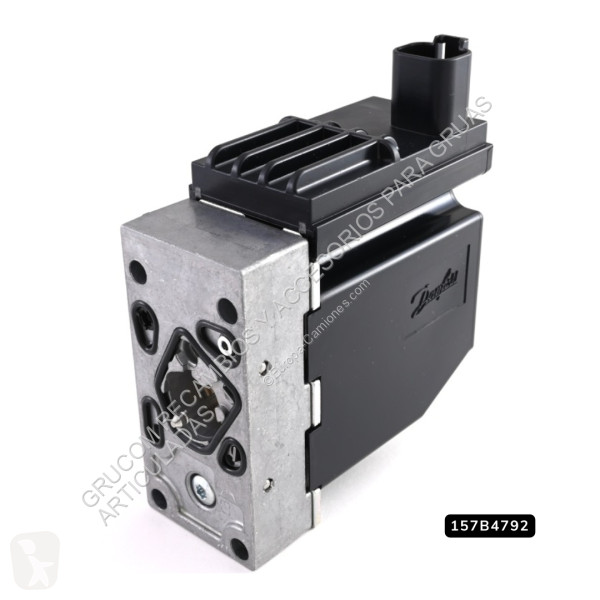 تجهيزات الآليات الثقيلة Electroválvula Danfoss...