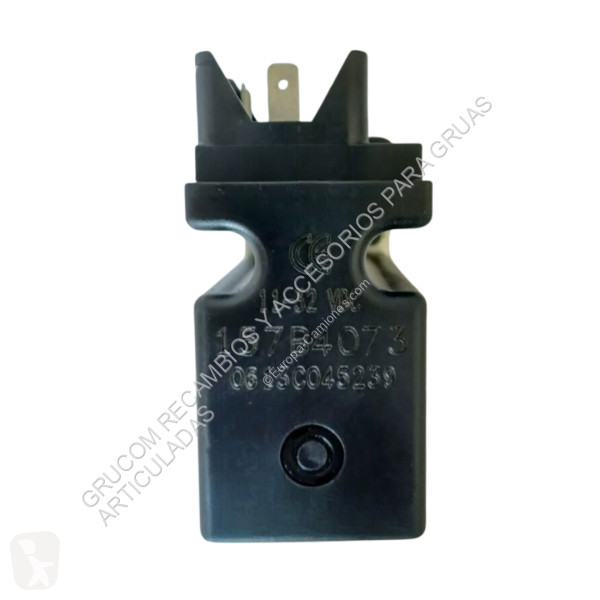 تجهيزات الآليات الثقيلة  Electroválvula Danfoss...