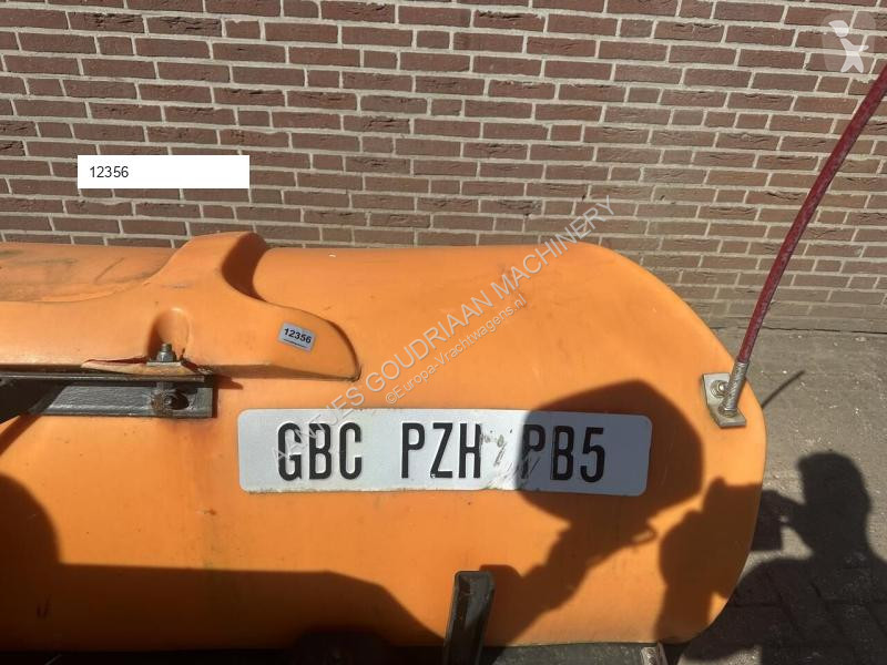 Uitrusting voor vrachtwagens  Sneeuwschuif -...