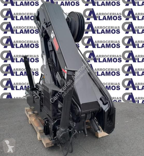 Équipements PL Hiab  Grúa marca HIAB modelo 244...
