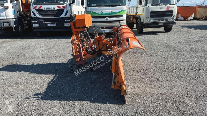 Attrezzature automezzi pesanti  BI RACLAGE