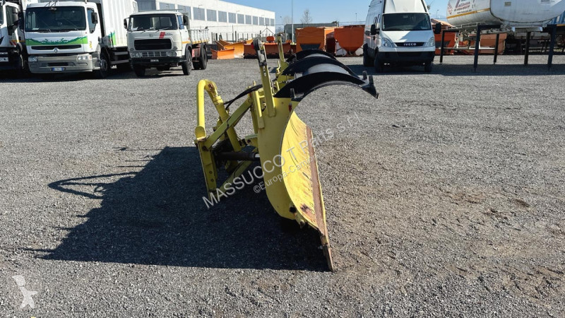 Attrezzature automezzi pesanti  SM4