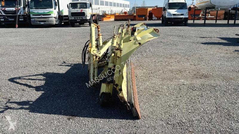 Attrezzature automezzi pesanti  SM3