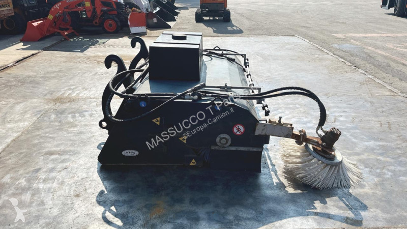 Attrezzature automezzi pesanti  MANTA 2100 HD