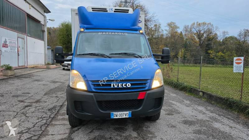 عربة نفعية Iveco