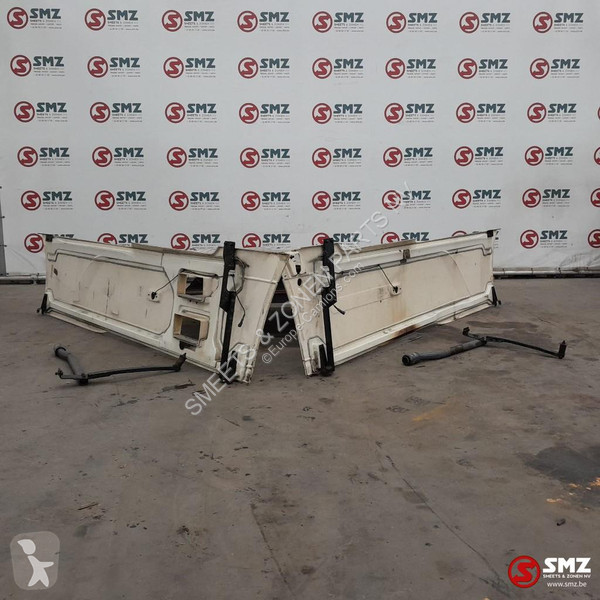 تجهيزات الآليات الثقيلة DAF Occ set side skirts...