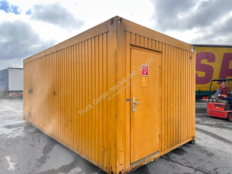 PL-utrustningar    BÜROCONTAINER...