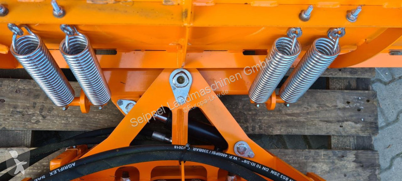 تجهيزات الآليات الثقيلة   CPK 150 FK Machinery